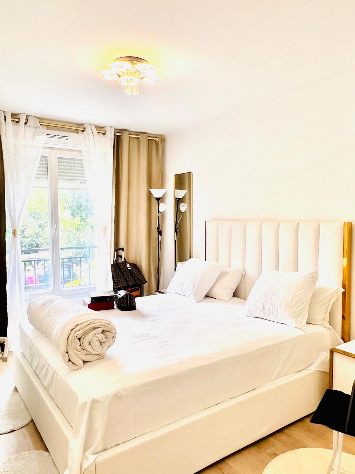 Les Residences De Djibril เลอบล็องเมนิล ภายนอก รูปภาพ