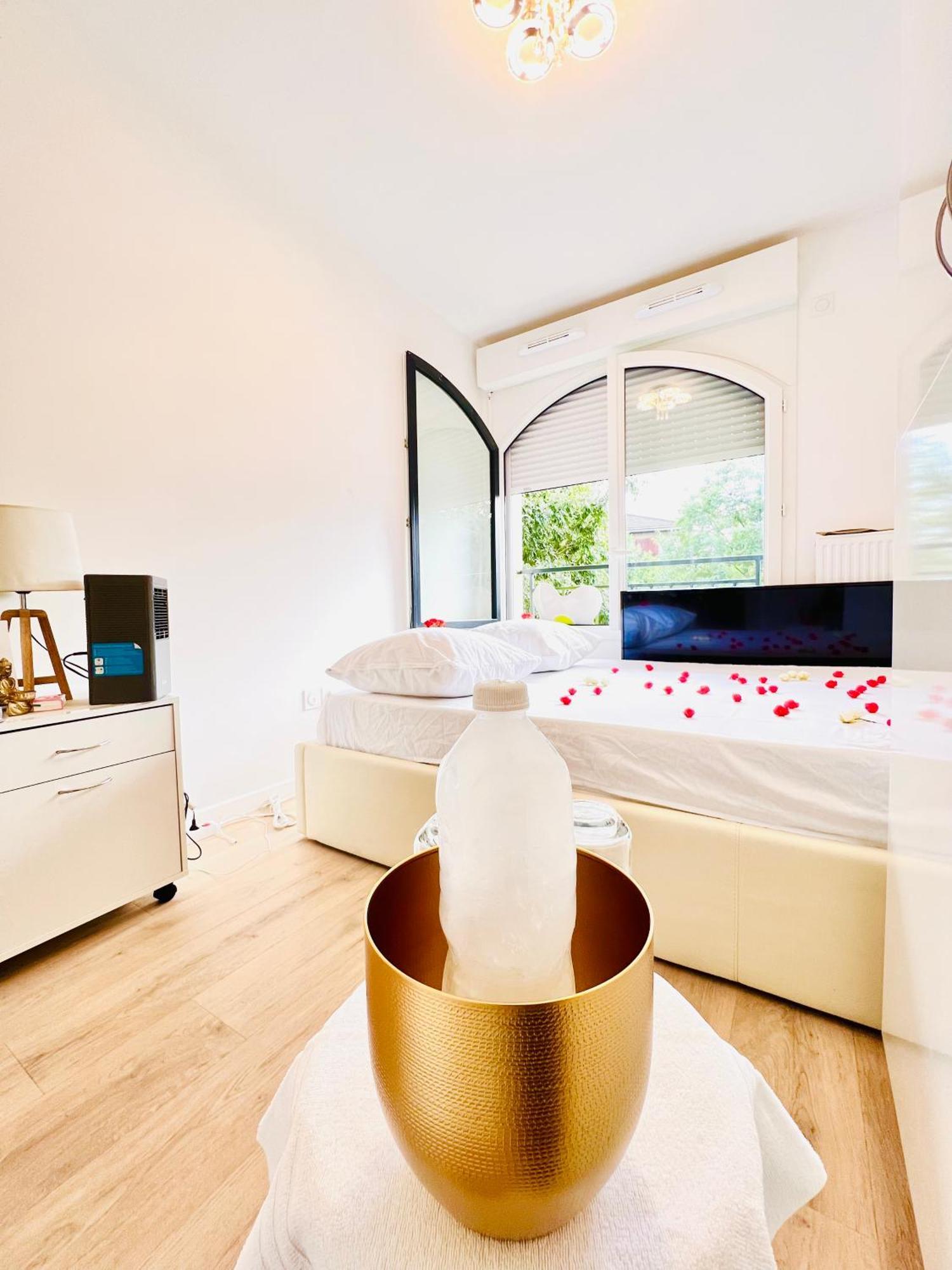 Les Residences De Djibril เลอบล็องเมนิล ภายนอก รูปภาพ