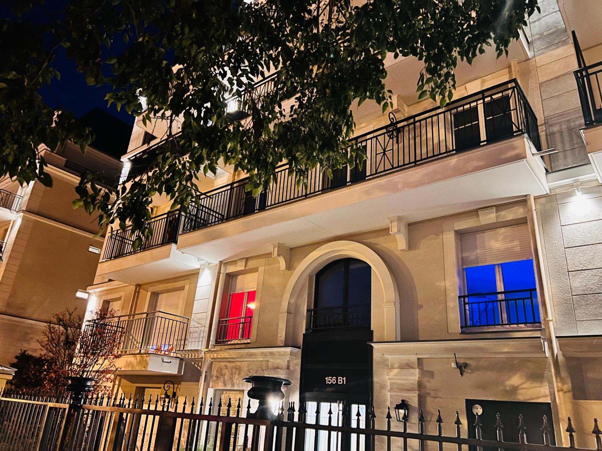 Les Residences De Djibril เลอบล็องเมนิล ภายนอก รูปภาพ